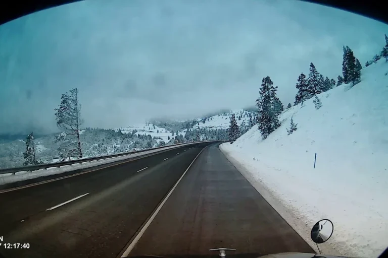 Best Camera Siskiyou Pass Views for Stunning Photos