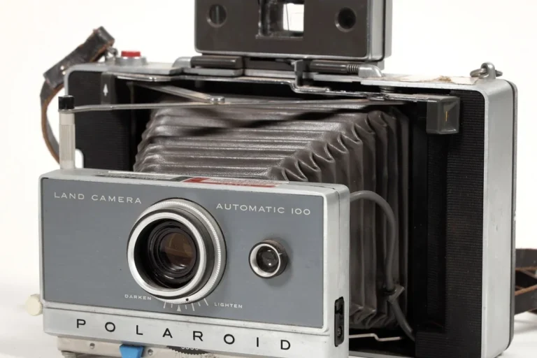 Polaroid Land Camera Automatic 100 Review and Guide